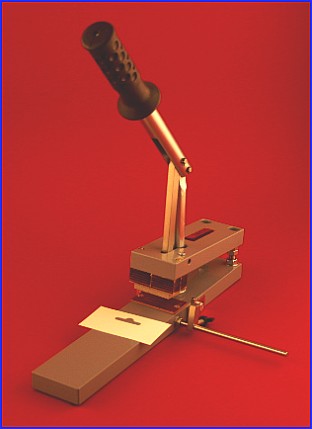 Paperfox MP-1  presse, Euro trous de perforation
